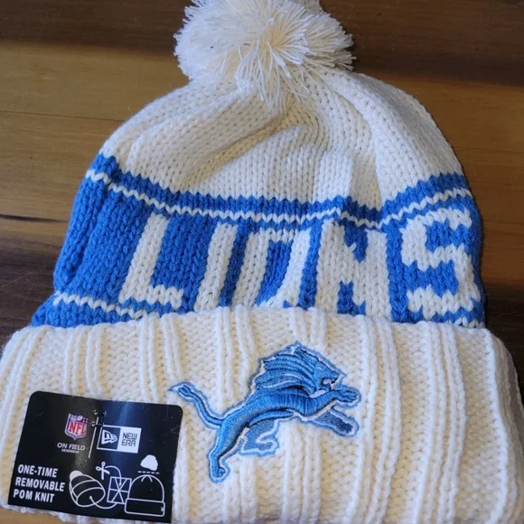 New Era White and Blue Detroit Lions Knit Beanie - Picture 1 of 2